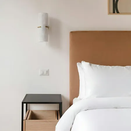 Sonder By Marriott Bonvoy Piazza Venezia Apartments-2